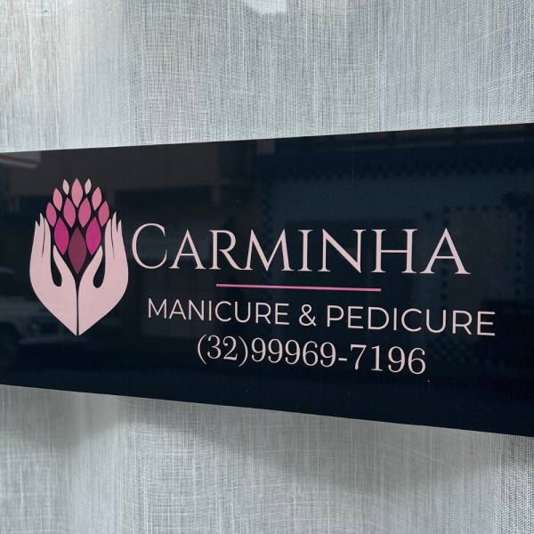 Carminha Manicure e Pedicure